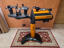 Macchina incordatrice tennis